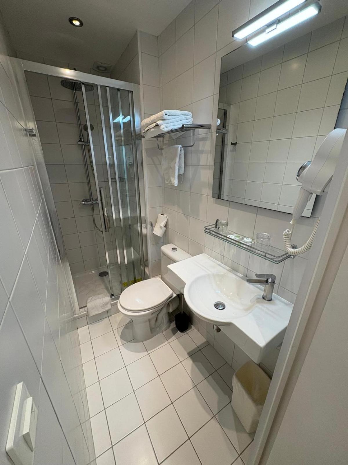 Hotel Moderna Cherbourg-en-Cotentin Dış mekan fotoğraf